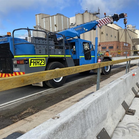 mandagery creek bridge replacement.jpg